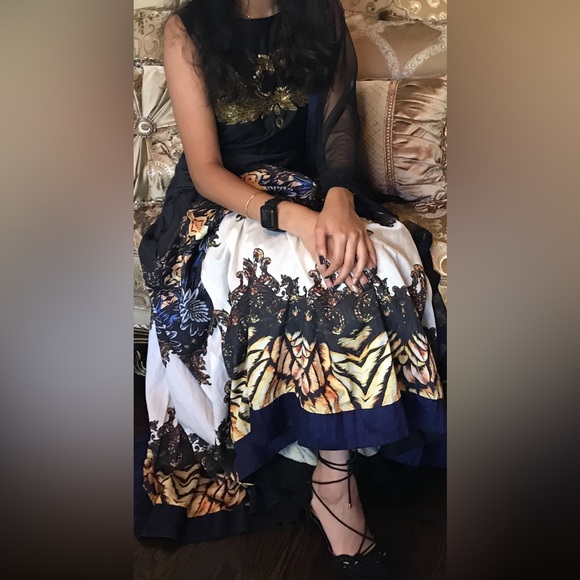 Anita Dongre Black and Gold Maxi Dress - Picture 3 of 8